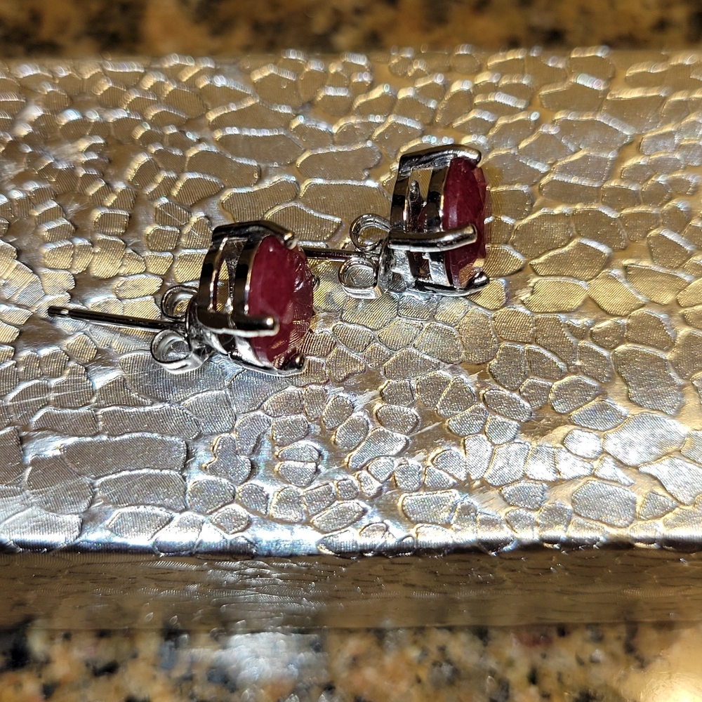 Ruby Earrings - Picture 2 of 3